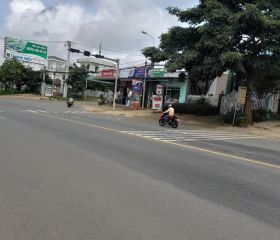 BÁN ĐẤT MẶT TIỀN