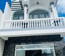 BÁN NHÀ PHỐj
